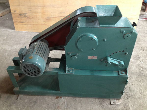 實(shí)驗(yàn)室用顎式破碎機(jī)